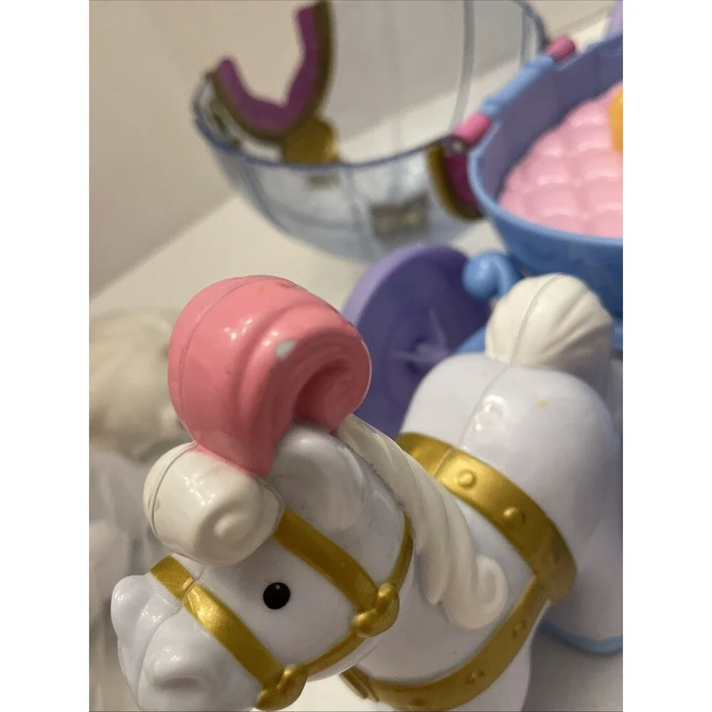 Fisher Price Little People Cinderella Carriage Lights & Sounds Works & 2 Figures
